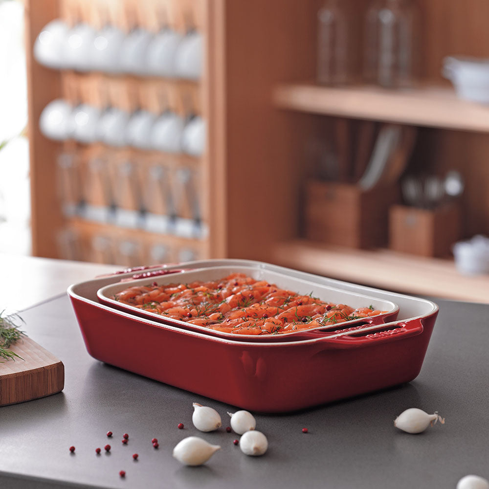 STAUB - Ceramic Cherry Rectangular Oven Dish - 28cm x 20cm